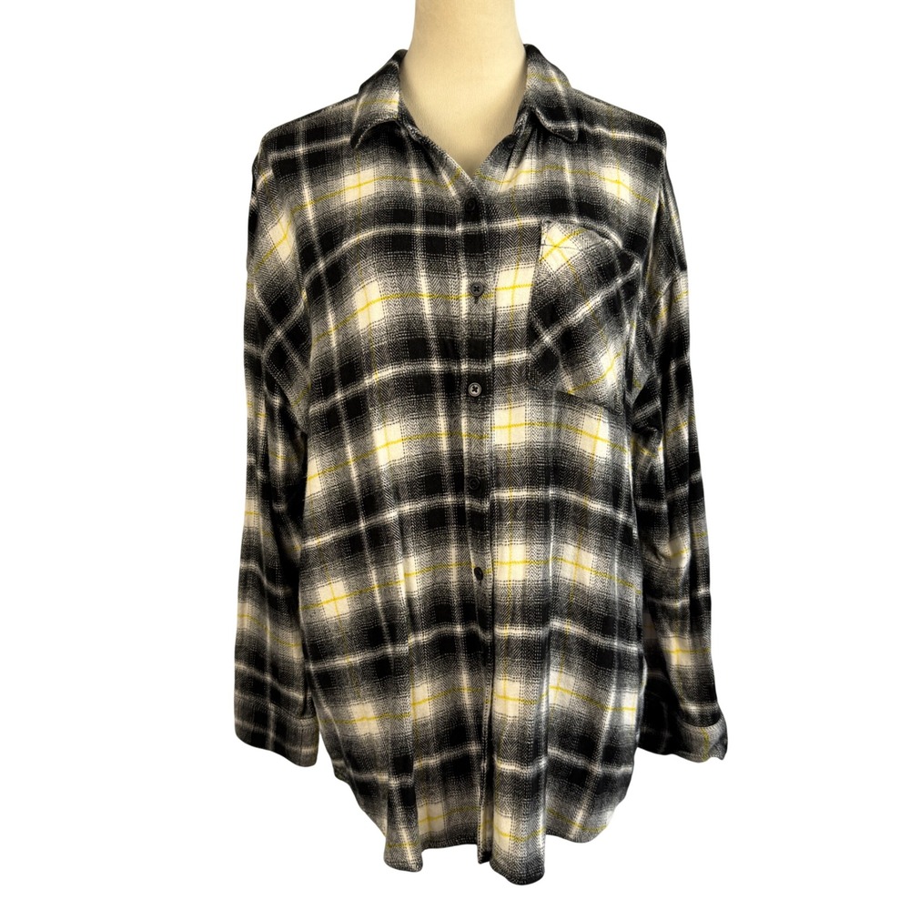 BP Nordstrom Plaid Flannel Button Down Shirt Black White Womens Medium Grunge